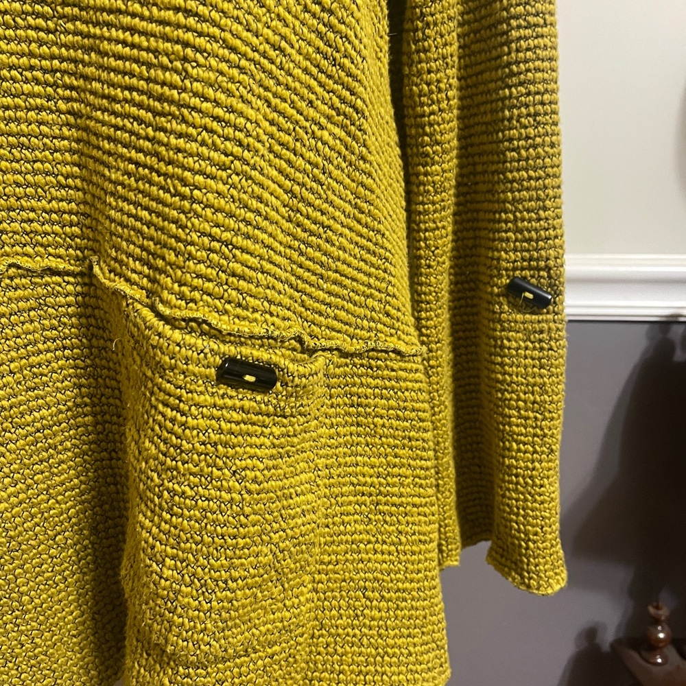 Ali Miles Green Yellow Cowl Neck Asymmetrical Sweater - Picture 3 of 4